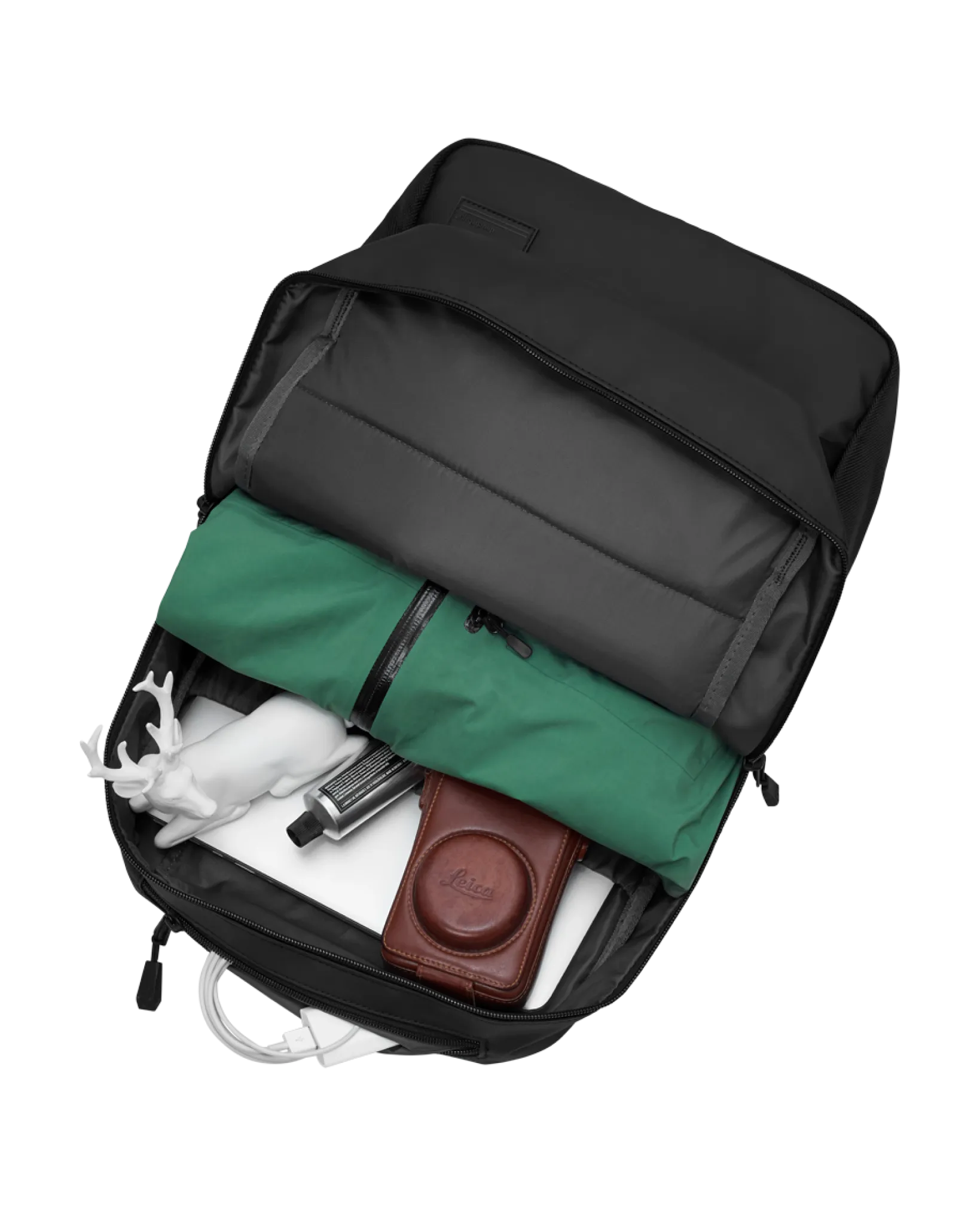 Essential Backpack 17L Black Out 19/20