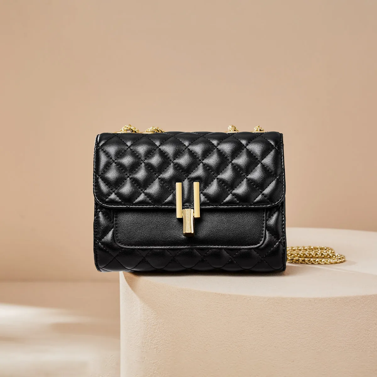 Miranda Timeless Quilted Shoulder Bag